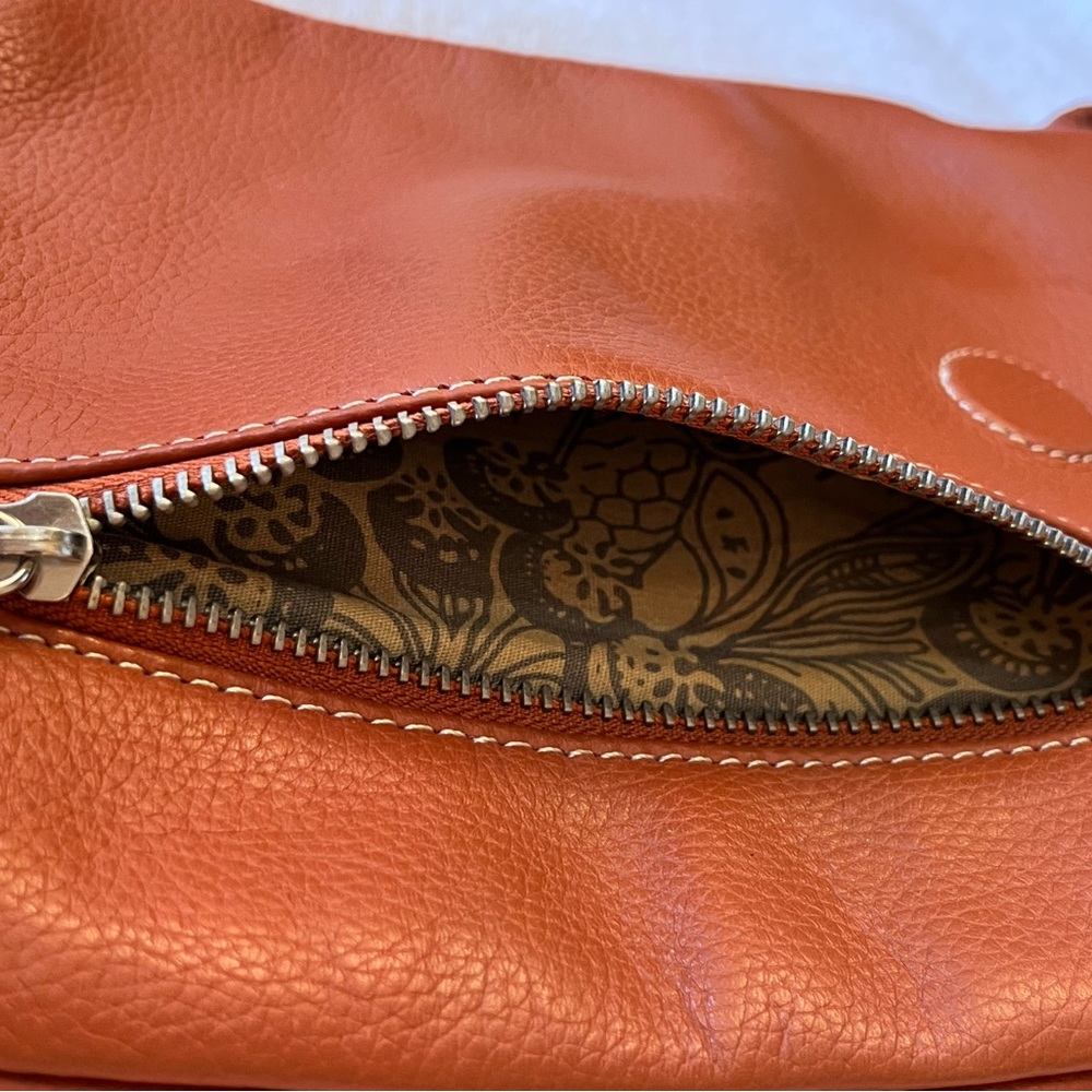 Crossover bag. Never used